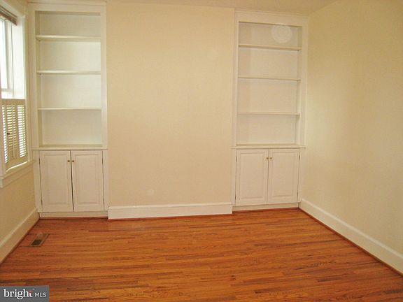 3rd image of 428 N Fayette St