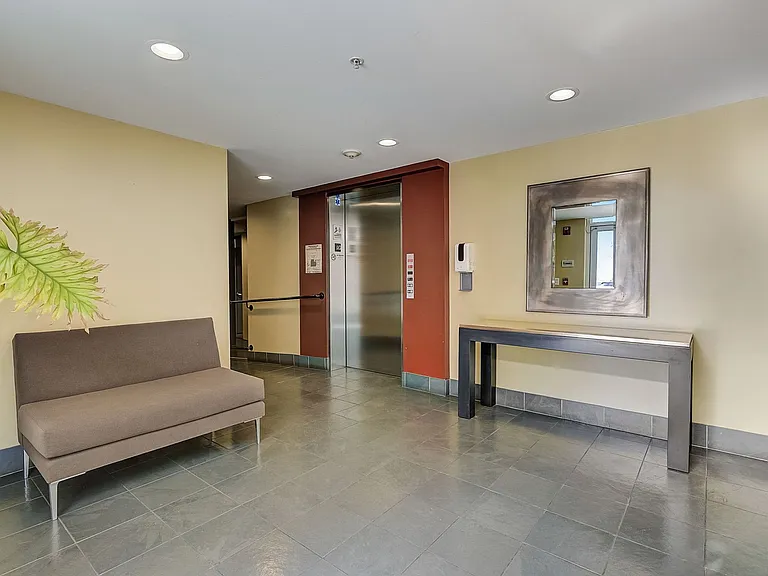 Old Pasadena Collection Apartments — Photo 1