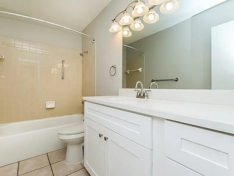 9350 Bayside Ct — Photo 15