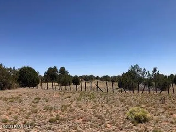 301 31st #B & 064a, Seligman, AZ 86337