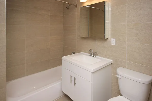 Rented by Nooklyn NYC LLC | media 17