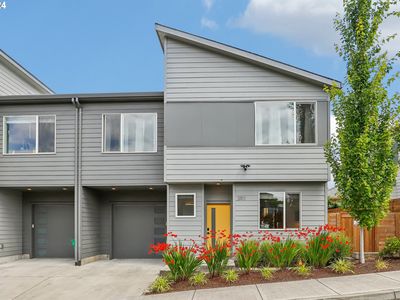 3911 SE Franklin Ct, Portland, OR, 97202