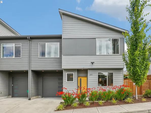 3911 SE Franklin Ct, Portland, OR 97202