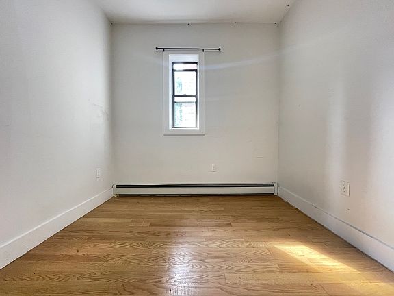 2nd image of 70 Lexington Ave #3E