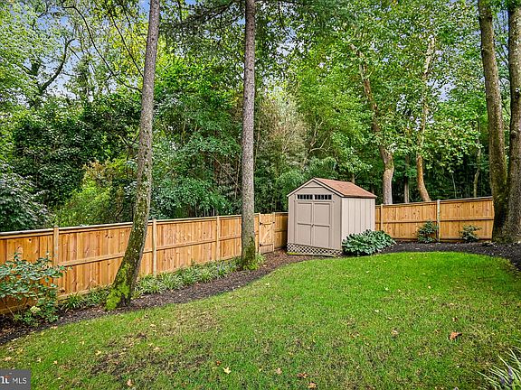 3rd image of 1005 Timber Creek Dr