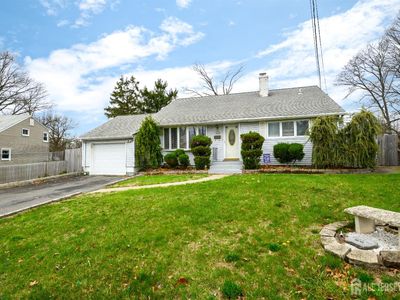 109 Hickory Rd, Colonia, NJ, 07067