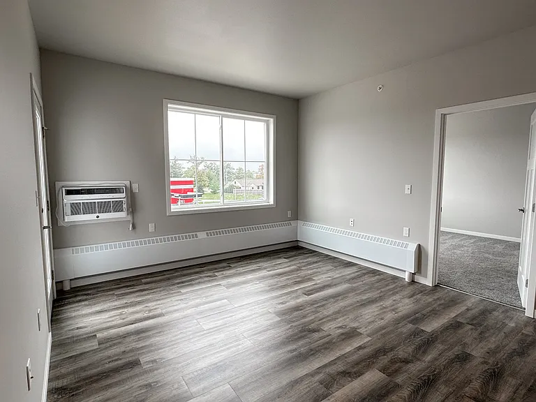 Creekside Apartment Homes — Photo 15