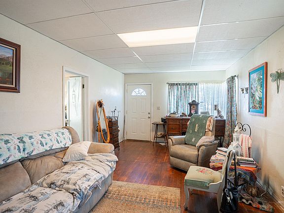2nd image of 23 E 2nd Ave