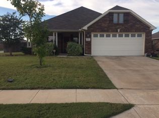 225 Bear Trl, Waxahachie, TX 75165