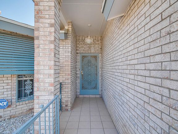 4th image of 2920 Ernesto Serna Pl