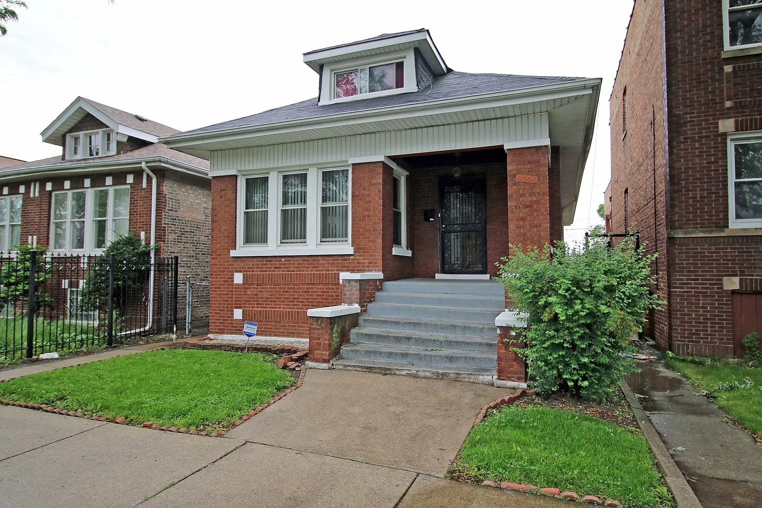 6006 S Talman Ave photo 1