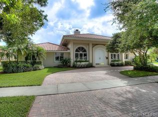15805 W Prestwick Pl, Miami Lakes, FL 33014