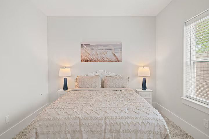 1st image of 1208 Moody St Room 5