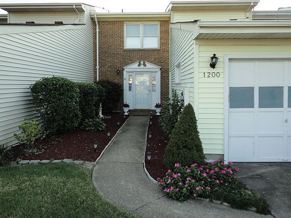 2nd image of 1200 Captain Adams Ct