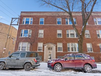 2476 N Albany Ave #1, Chicago, IL, 60647