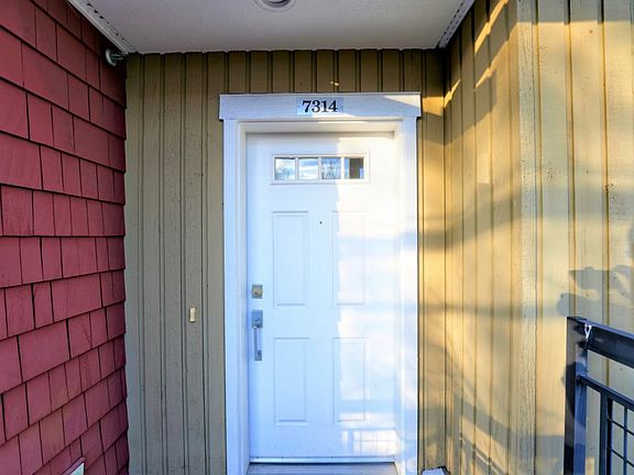 4th image of 7314 Woodlawn Ave NE