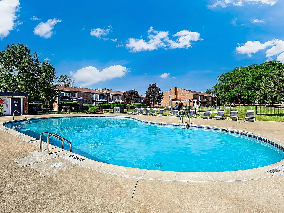 Parkview Village Apartments
