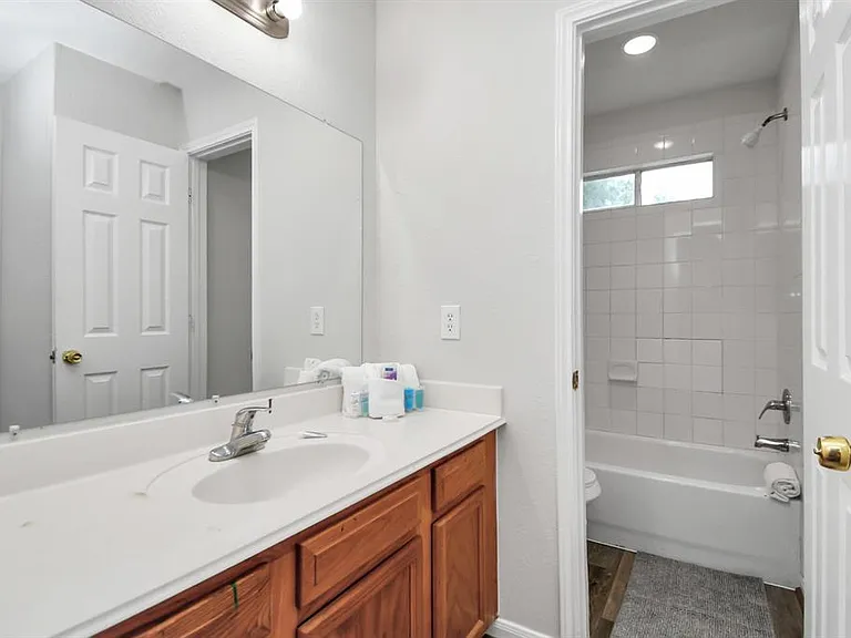 8102 Rhobell St #A — Photo 29