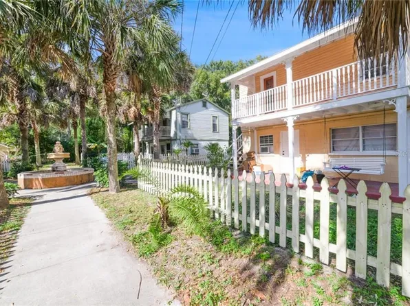 215 E Voorhis Ave #1/2-D, Deland, FL 32724