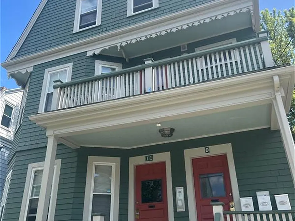 15 Pearson Ave #1