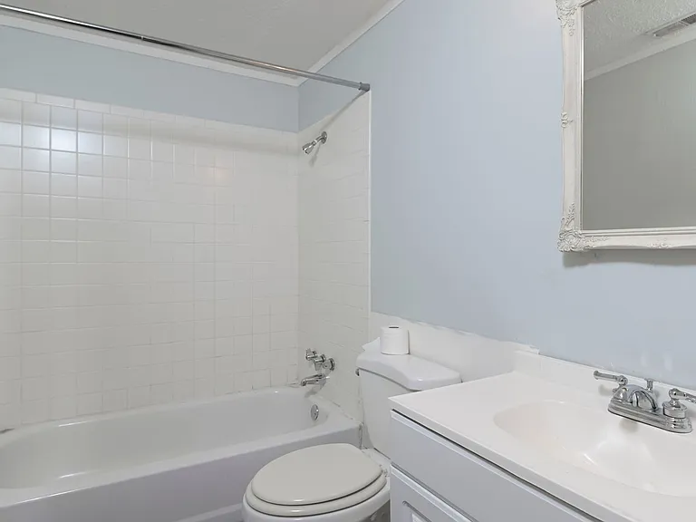 920 King St — Photo 21