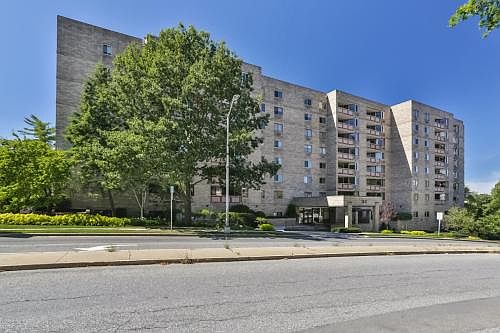 1st image of 143 Hoyt St APT 7G