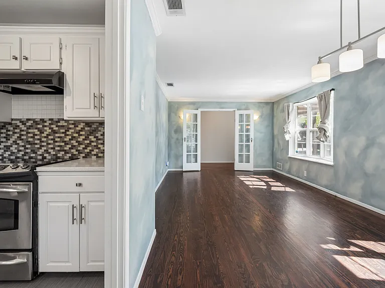 5929 Canterview Dr — Photo 7