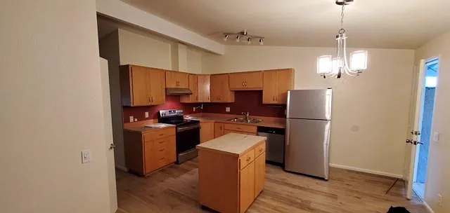 1017 Oakes Ave #2 — Photo 2