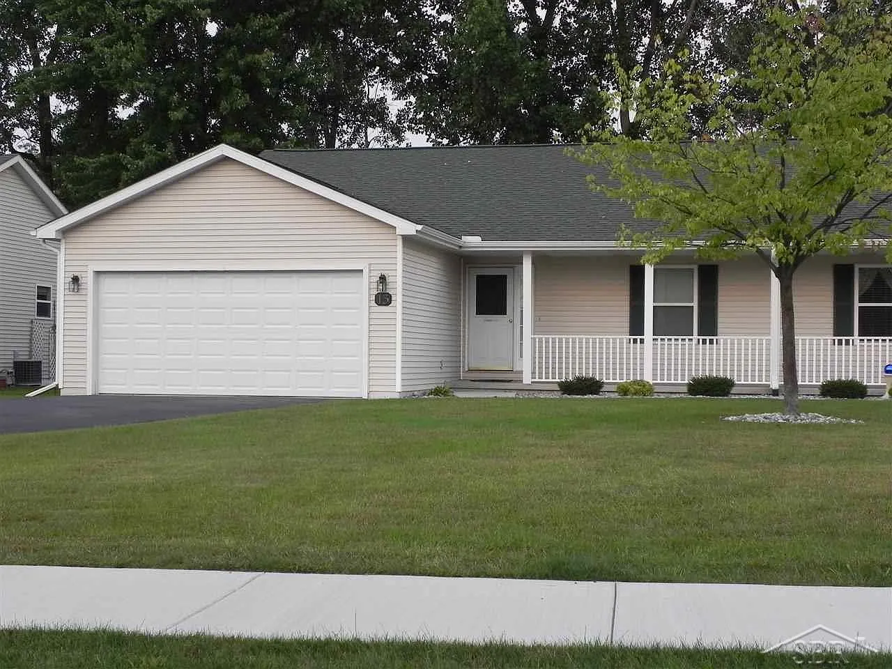 13 Pondview Dr photo 1