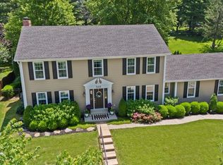 568 Ballas Park Dr, Saint Louis, MO 63122