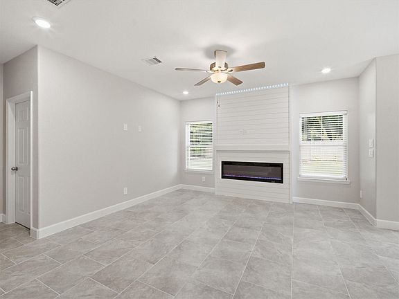 5th image of 15322 Maple Meadows Dr