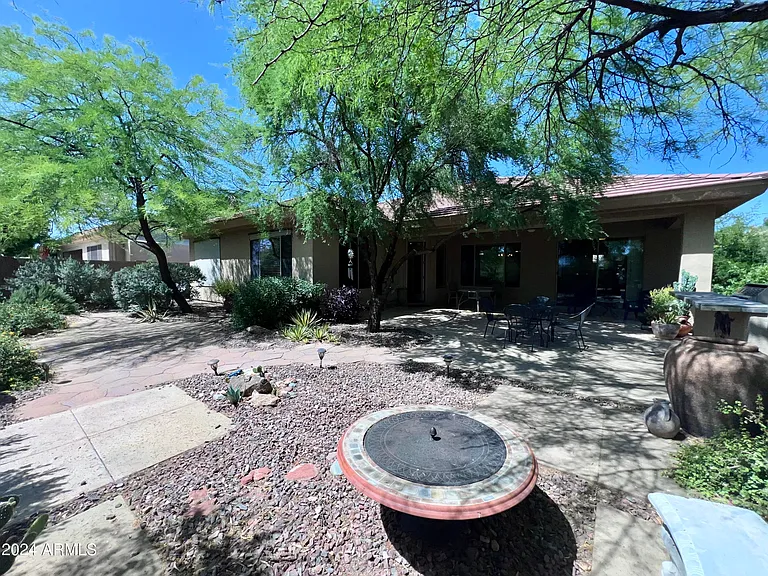 1653 W Ainsworth Dr — Photo 21
