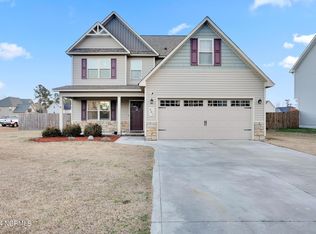 206 Zonnie Ln, Jacksonville, NC 28540
