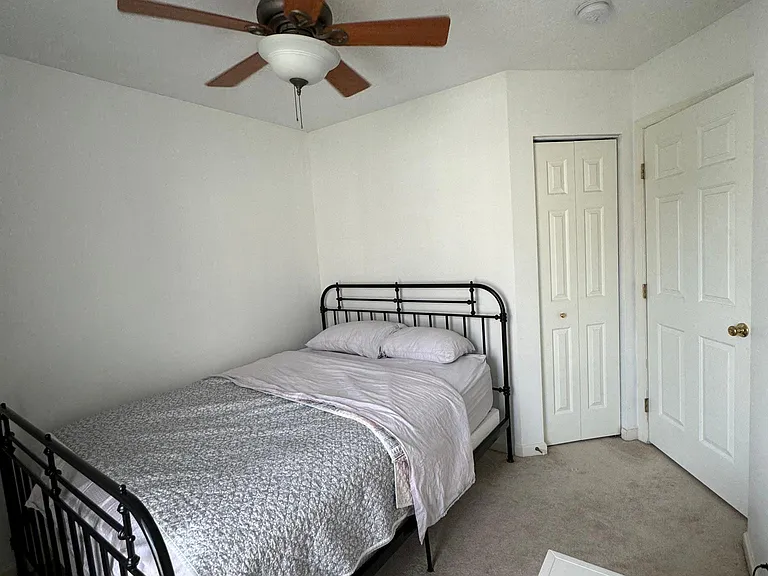 915 Tanglewood Dr — Photo 16