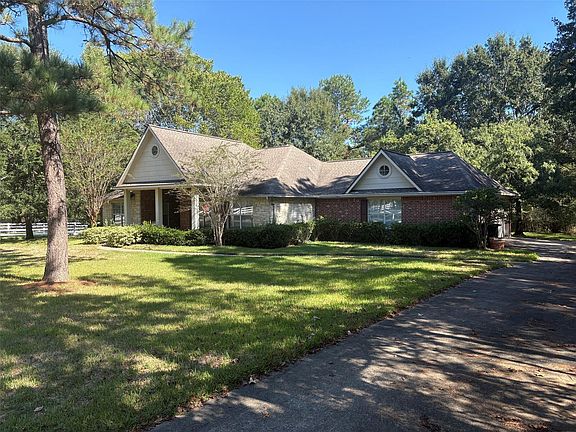 2nd image of 12026 Red Oak Ct