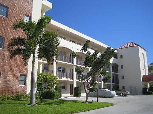 1st image of 28 Yacht Club Dr APT 201