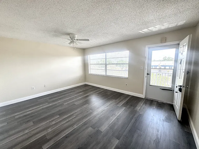 5060 76th Ave N #309 — Photo 19