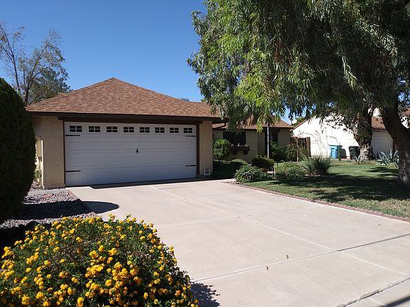 5th image of 8402 N 31st Ln