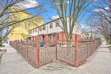 795 Jackson Avenue, #1