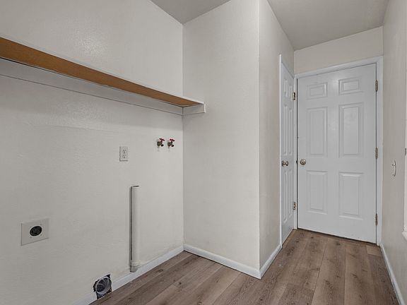 5th image of 8566 S Wasatch Blvd