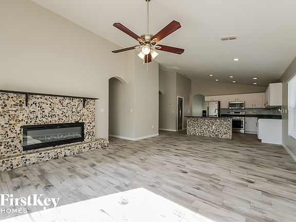 4th image of 168 Winchester Ln