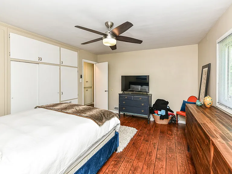 1220 Oak Ridge Dr — Photo 19
