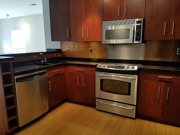 4th image of 1026 NE 65th St Unit 208