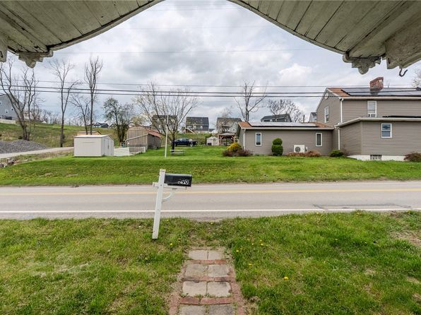 890 Venetia Rd, Venetia, PA 15367