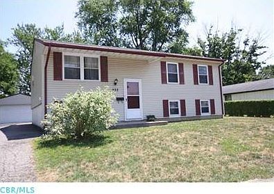 1st image of 482 Amesbury Dr