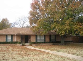 11915 Jamestown Rd, Dallas, TX 75230