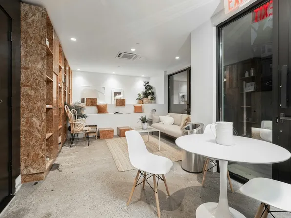 458 East 25th Street image 5 of 19