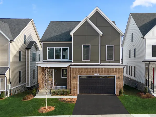 41947 Night Nurse Cir, Ashburn, VA 20148