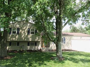 7804 Brownwood Ave NW, Canal Fulton, OH 44614