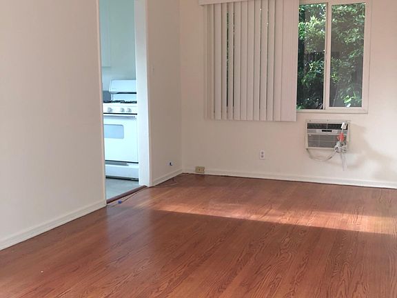 4th image of 1016 S Holt Ave APT 7